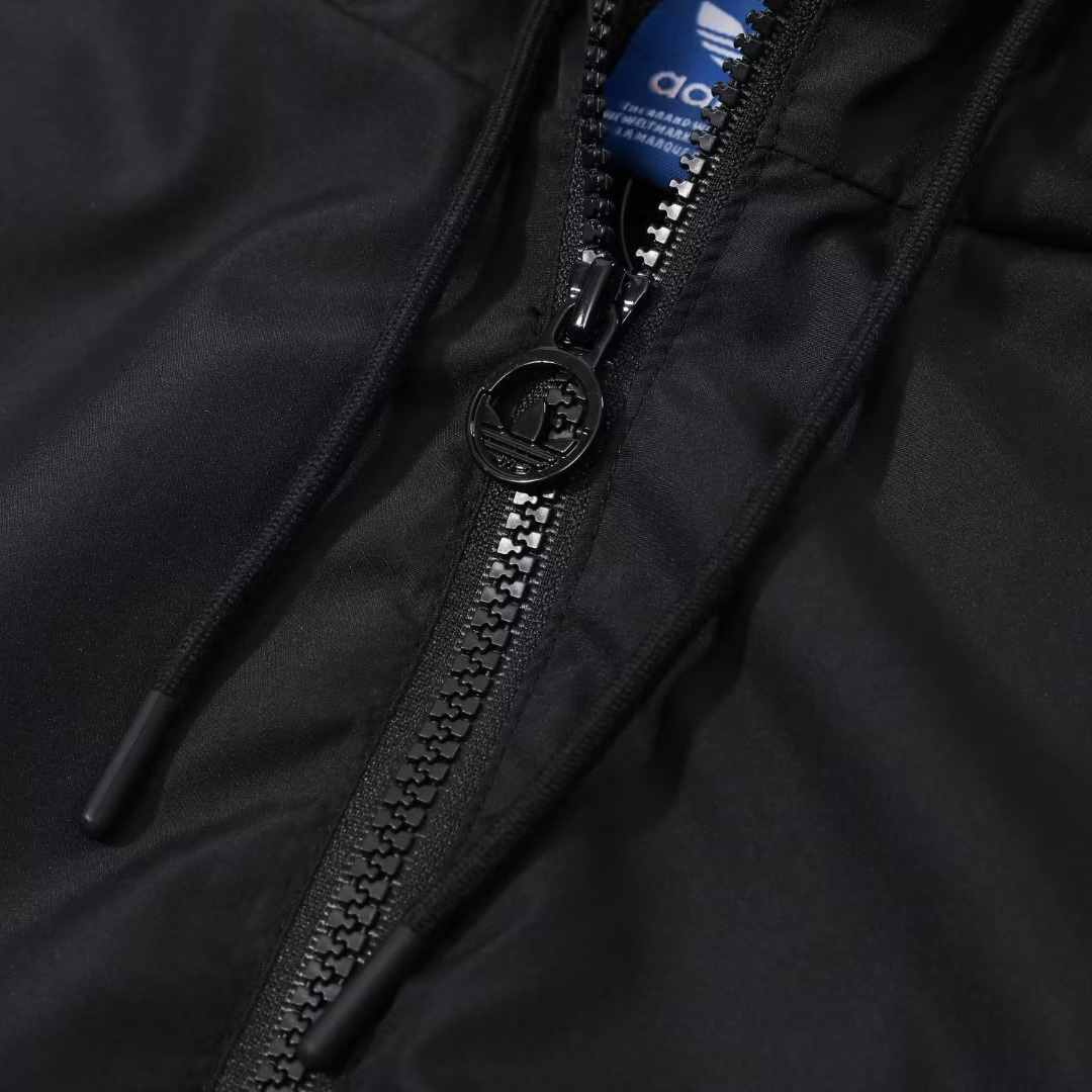 Arsenal Windbreaker Hoodie Jacket Black 2023/24