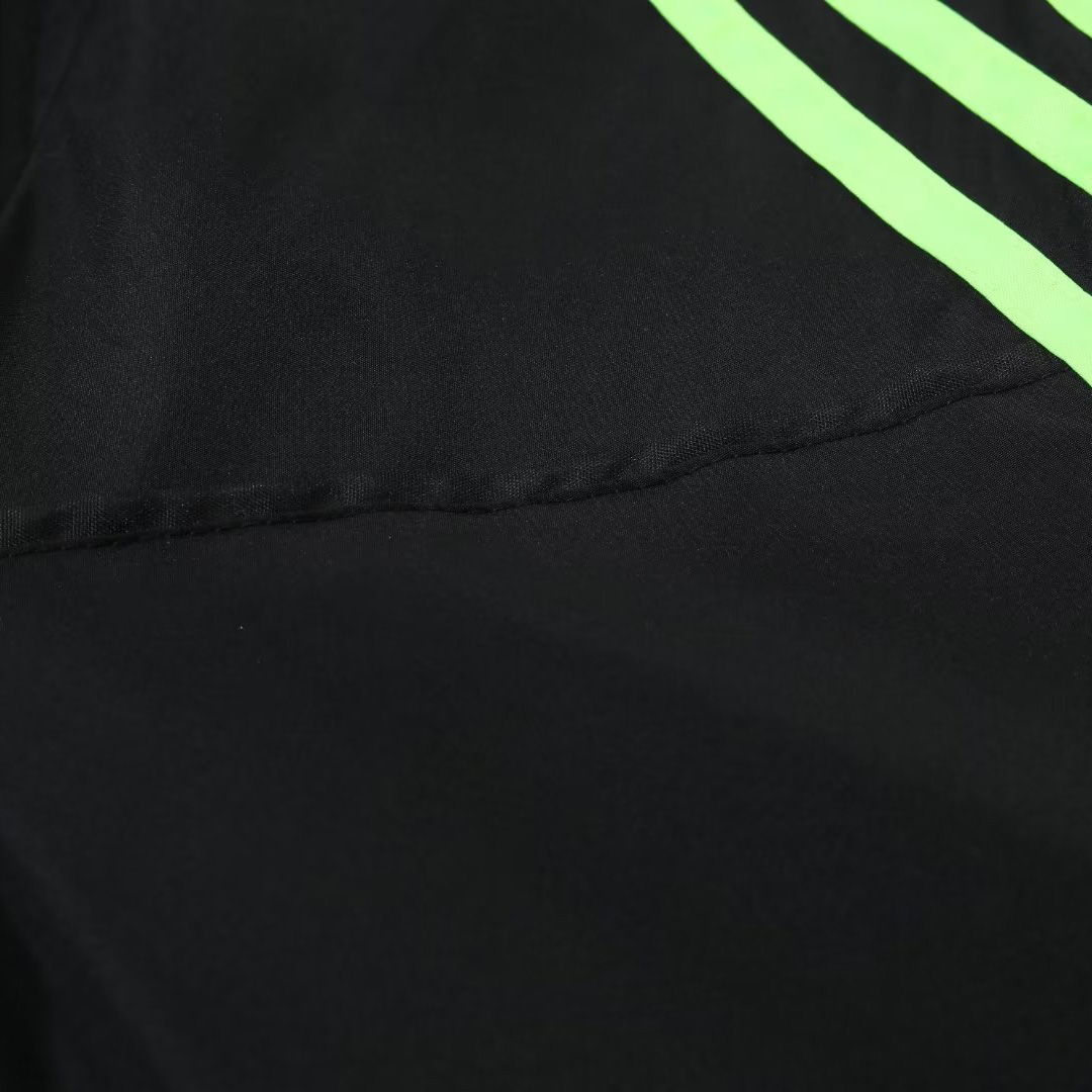 Arsenal Windbreaker Hoodie Jacket Black 2023/24