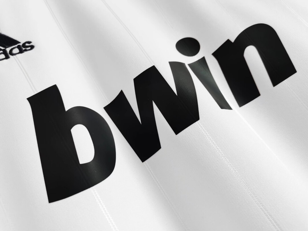 Retro Real Madrid Home Jersey 2012/13 - minejerseys