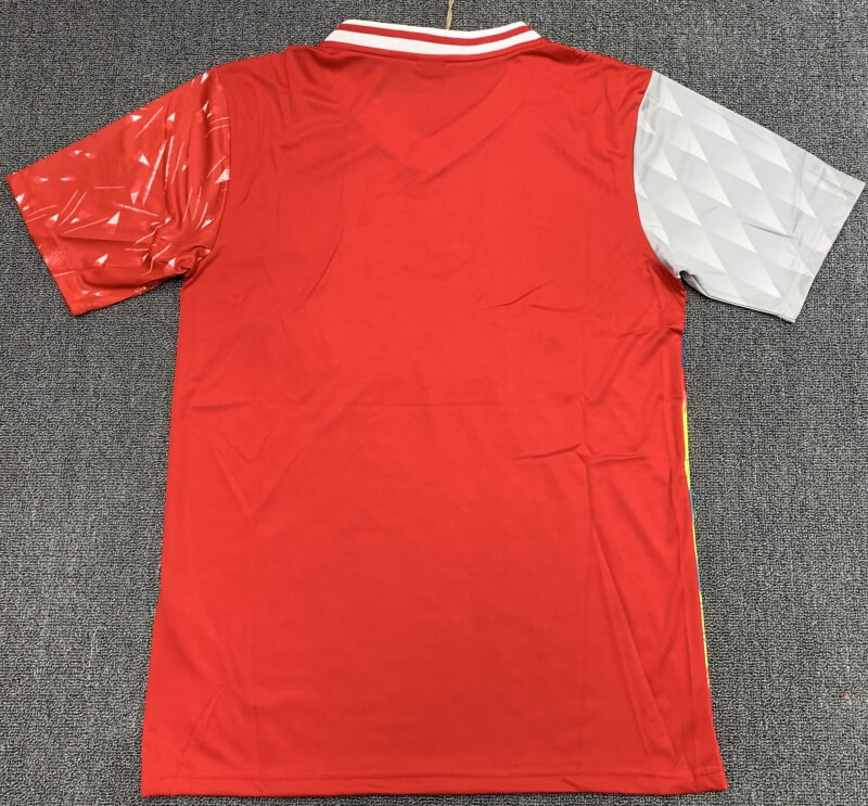 Retro Liverpool Commemorative Final Istanbul Jersey 2005 - minejerseys