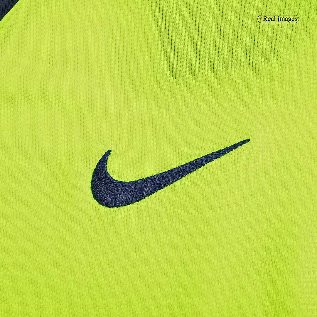 Retro Barcelona Away Jersey 2005/06 - minejerseys