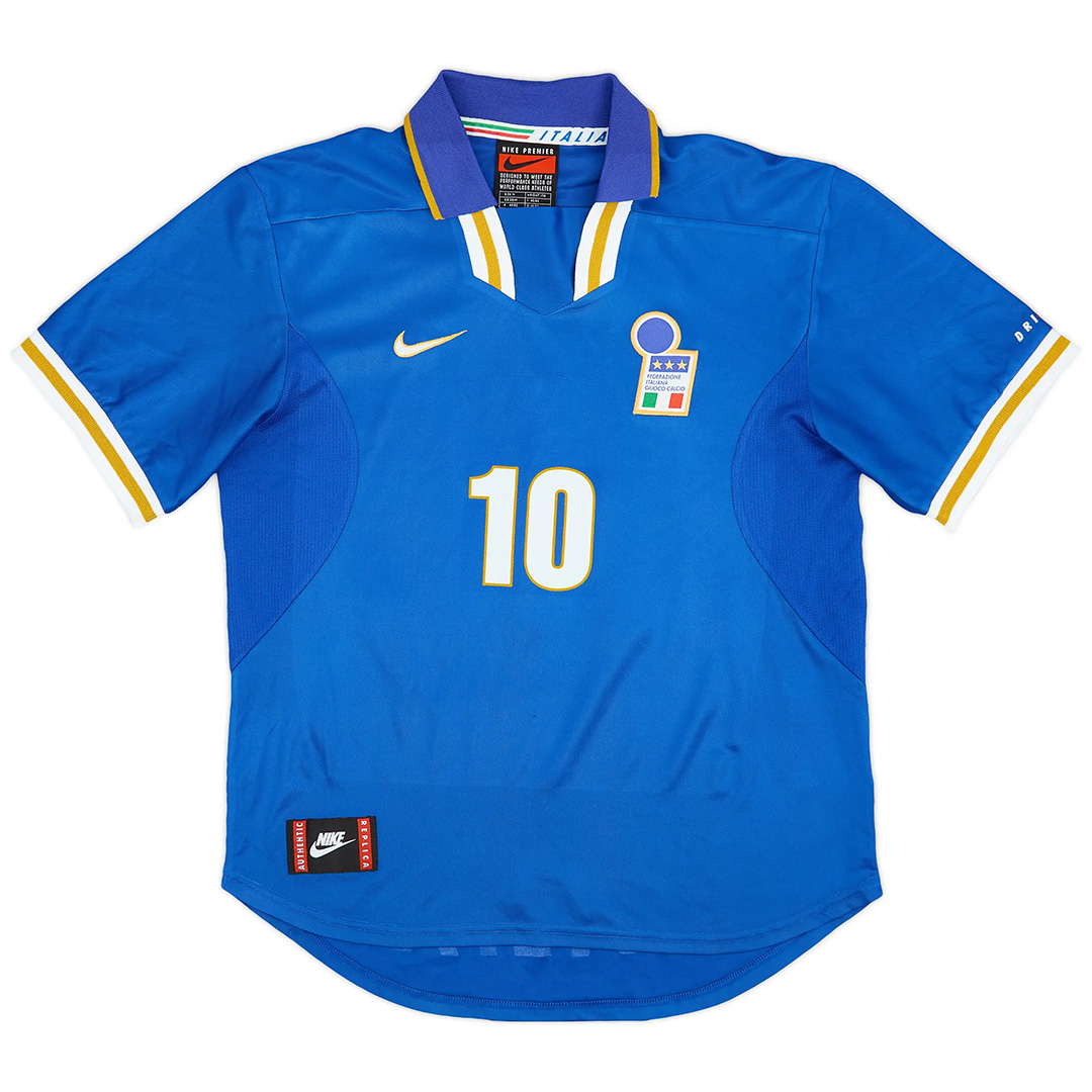 Albertini #10 Retro Italy Home Jersey Euro Cup 1996 - minejerseys