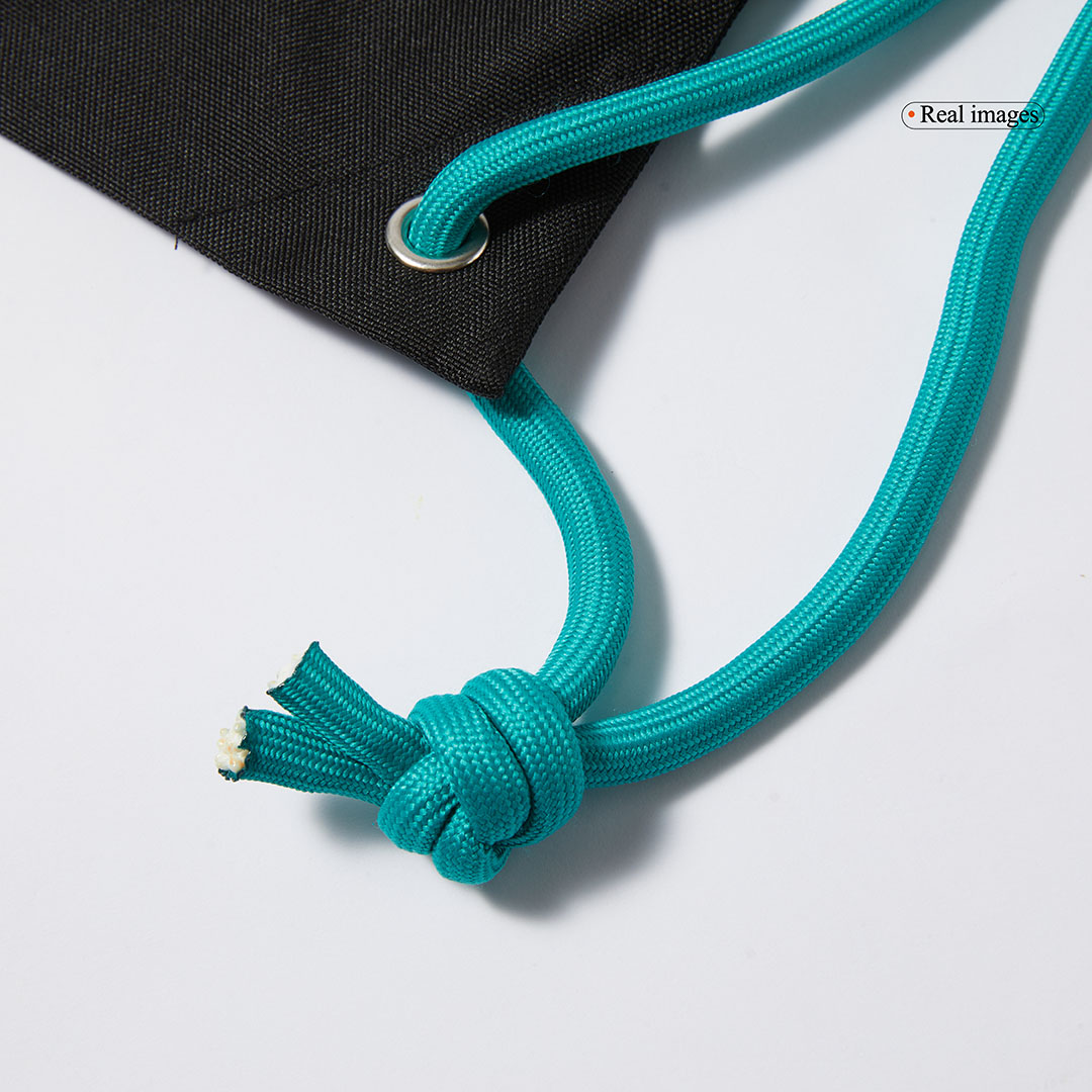 Real Madrid Crest Gymsack - Black - minejerseys